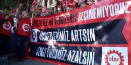 DİSK’ten İstanbul’da basın açıklaması: Ücretlerimiz artsın, vergi yükümüz azalsın!