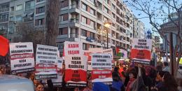 İzmir’de emekçi mahallelerinden sokaklara 8 Mart Dünya Emekçi Kadınlar Günü coşkuyla kutlandı